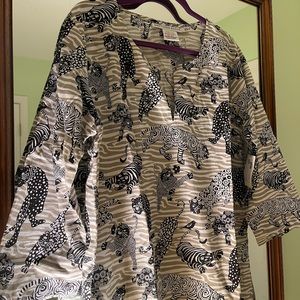 Gorgeous Tunic by Gretchen Scott Designs NWT